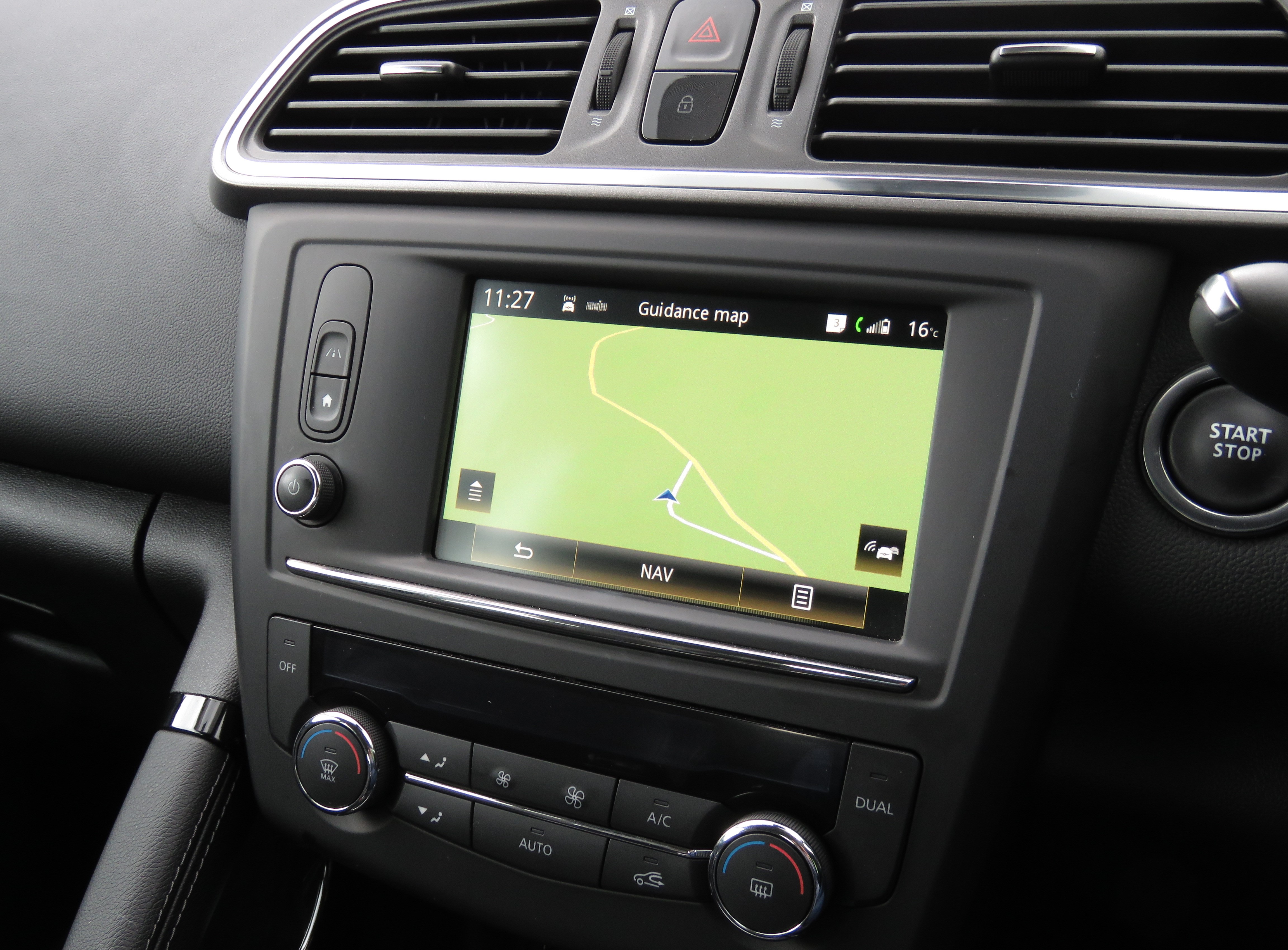 Renault Kadjar Dynamique S Nav Review Car Indicators