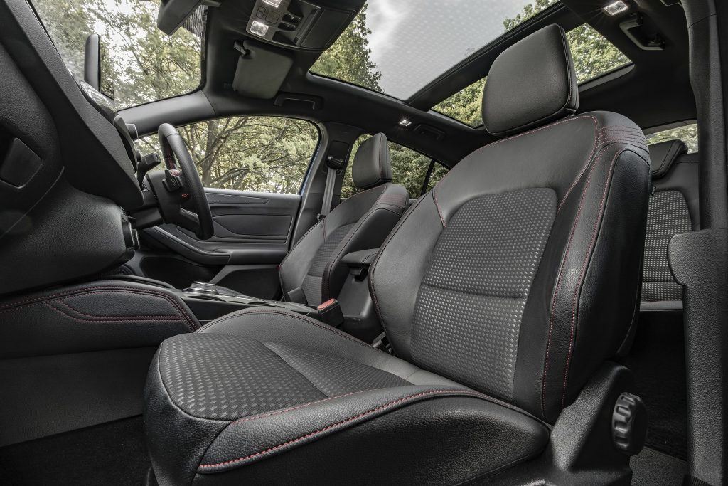 Ford Focus St Line X 1 5 Ecoblue Auto Car Review Car