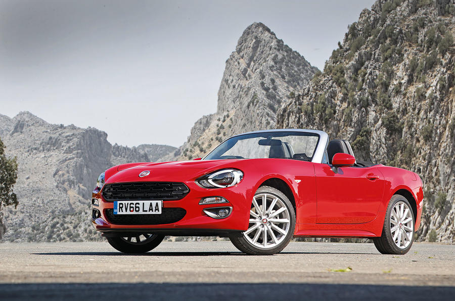 Fiat 124 Spider Lusso Plus Review Car Indicators